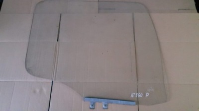 Стекло правая дверь mercedes atego фото №1