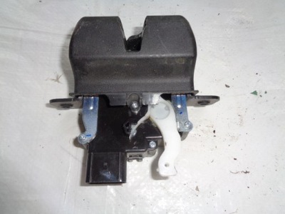 Kia sportage iv замок задний крышки фото №1