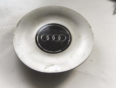 ORIGINAL TAPA AUDI 4A0601165  