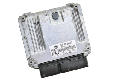 Бортовий комп'ютер passat b6 2.0 fsi 06f906056fc 0261s02262 фото №1