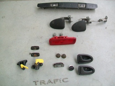 Частини двері задня задніх лівих vivaro trafic 3 фото №1