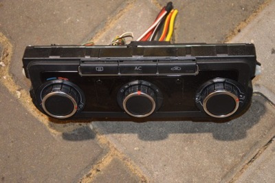 Vw golf vi панель обдув 3c8907336h фото №1