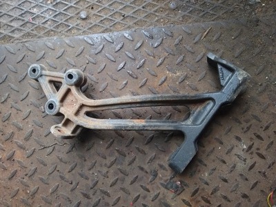 Кронштейн кронштейн глушника гасник scania r фото №1