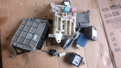 Toyota auris i 06-12 2.0 d4d комп'ютер ключ замок запалювання фото №1