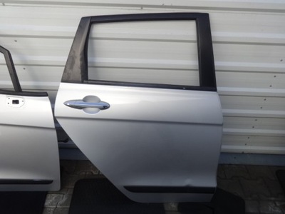 Honda fr-v frv 04-09r дверь правое задняя задние nh700m фото №1