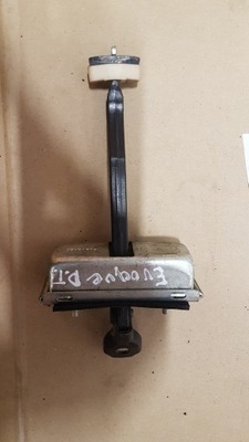 Ограничитель дверь rover evoque правый задняя l538 фото №1