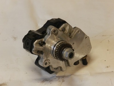 Насос упорскування colt mn960189 фото №1