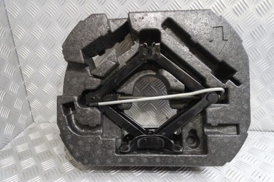 Jaguar xf x250 вкладка багажника пенополистирол фото №1