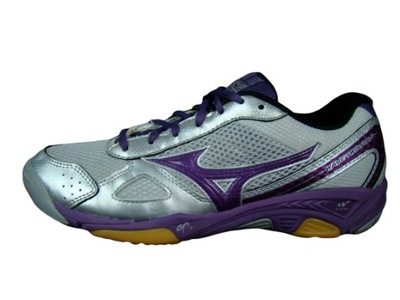 MIZUNO WAVE TWISTER 3 HALA r 38,5