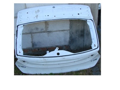 Кришка багажника задня volvo v40 v40cc 2012-2019 фото №1