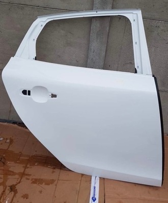 Двері задні праве задня volvo xc40 v40 фото №1