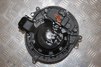 Воздуходувка двигатель отопителя bmw 2 f22 2,0 d фото №1