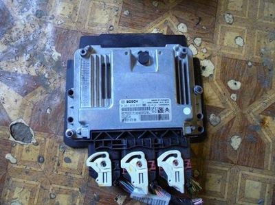 Peugeot citroen бортовой компьютер 0281019817 фото №1