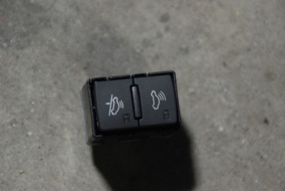 Audi a4 b8 кнопка перемикач сигналізація 4f0962109 фото №1
