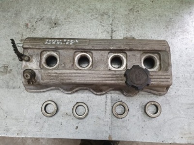 Крышка клапанов toyota rav4 2.0 b 3s-fe фото №1