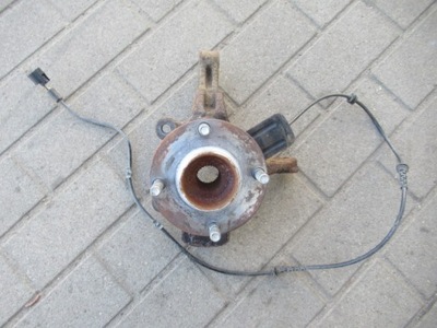 Ступица поворотный кулак левый перед nissan nv200 1.5 dci фото №1