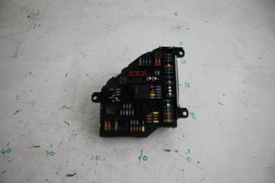 Корпус коробка предохранителей 9234424 bmw f10 f11 фото №1