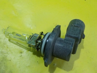 Toyota avensis цоколь лампочка фото №1