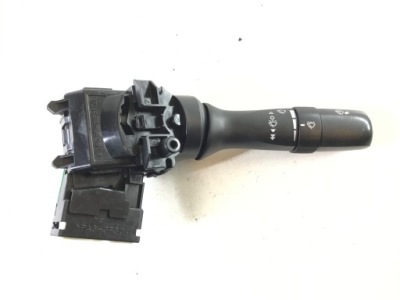 Перемикач двірник важіль lexus is220 is250 фото №1