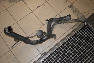 Vw golf v plus труба интеркулер 1k0145762ag фото №1