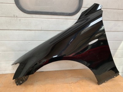 Lexus is 05-10 левый крыло передний фото №1