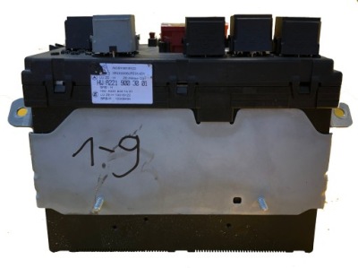 Коробка запобіжників mercedes w221 a2219003001 фото №1