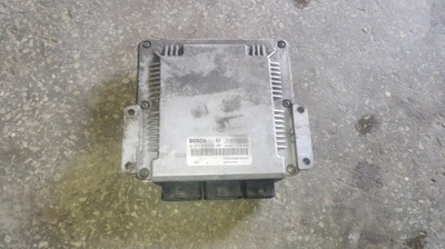 Бортовой компьютер двигателя renault scenic i lift 0281010483 фото №1