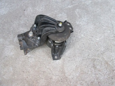 Sportage iv 1.6 t-gdi кронштейн двигателя правая чугун фото №1