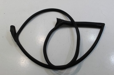 Vw arteon прокладка дверь 3g8867338 фото №1