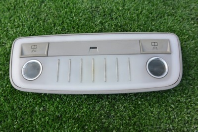 Mercedes w212 лампа стельовий освітлення задня фото №1