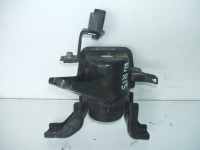 Toyota auris ii 1.8h кронштейн подушка двигуна фото №1