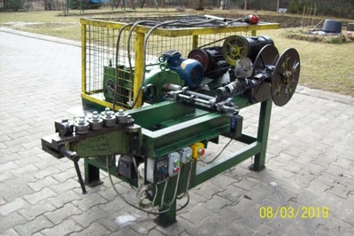 Maszyna do produkcji drutu do belownic