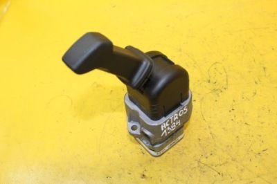 Рычаг тормоза actros a0044304081 004 dpm67sf k018798 фото №1