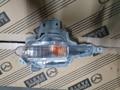 Mazda3 mazda 3 lifting 16-18r.prawy поворотник фото №1