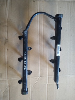 Chrysler pacifica 2016-2020r молдинг упорскування фото №1