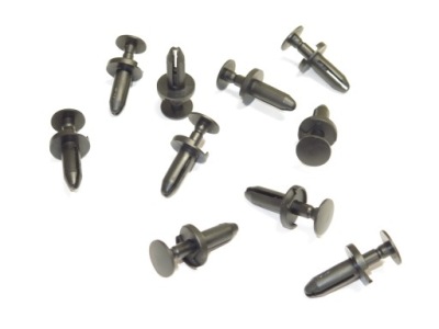 Клипсы штифты бампера заднего задняя lancia thema фото №1