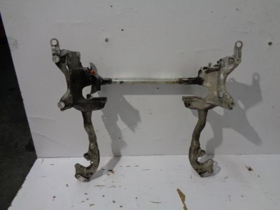 Подрамник поперечина 8t0199339d audi a4 b8 2.0 tdi фото №1