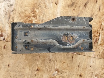 Mercedes-benz оригинальный номер a2512400202 кронштейн коробки передач фото №1