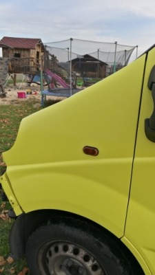 Крила лівий перед trafic vivaro primastar ідеальний стан фото №1