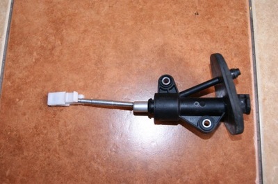 Цилиндр сцепления помпа сцепления opel mokka x фото №1