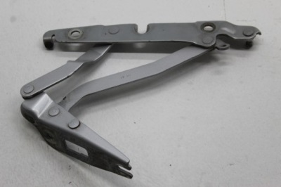 Audi a4 b6 b7 петля капот лівий 8e0823301e фото №1