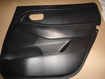 Обшивка двері правий задня kia carens iii 2014 1.7 crdi фото №1