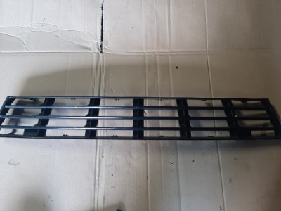 Решітка бампера a4 b5 lift 8d0807683aa фото №1