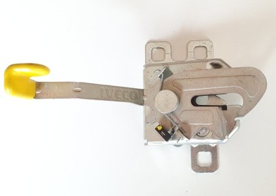 Замок капот кришки двигуна iveco daily 2014-2018 фото №1