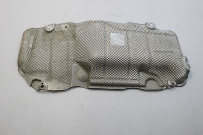 Audi tt 8s защита тепловая 8s0825701 фото №1