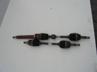 Приводной вал левое  перед ford fiesta mk7 1.4 tdci фото №1