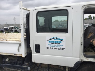 Isuzu n35 дверь правое задние фото №1