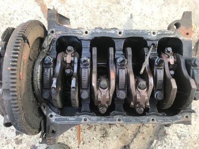 Wał колінчастий palio doblo panda punto 1,2 8v фото №1