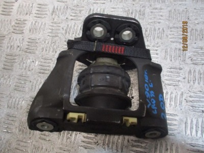 Подушка кронштейн volvo v90 2,0d4 18r cross фото №1