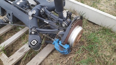 Bmw f30 поворотный кулак рычаг амортизатор левый задняя фото №1